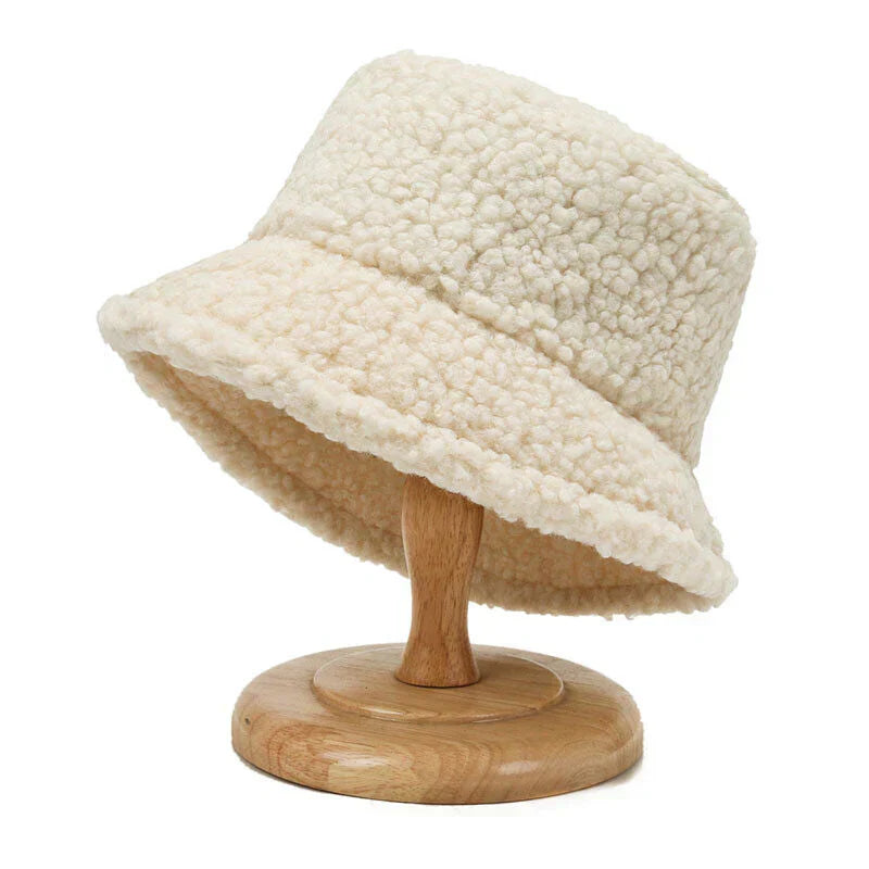 Teddy Bucket Hat voor Vrouwen – Warm & Stijlvol voor de Herfst